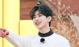 娱乐大爆料蔡徐坤王嘉尔,揭秘明星幕后故事